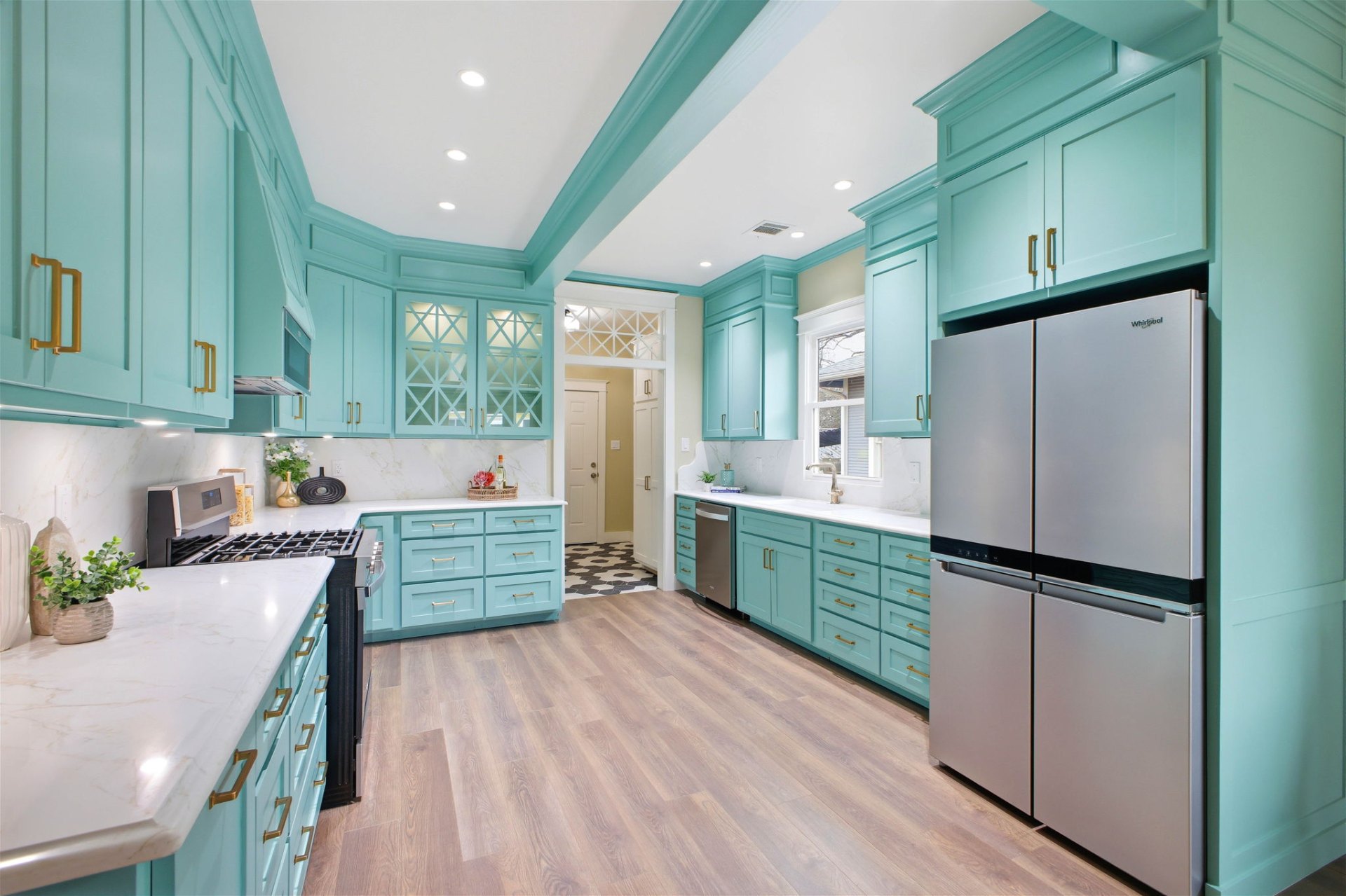 Evergreen Tiffany Blue Kitchen — Evergreen Tiffany Blue remodeling by Wright Touch Construction in the Texas Hill Country