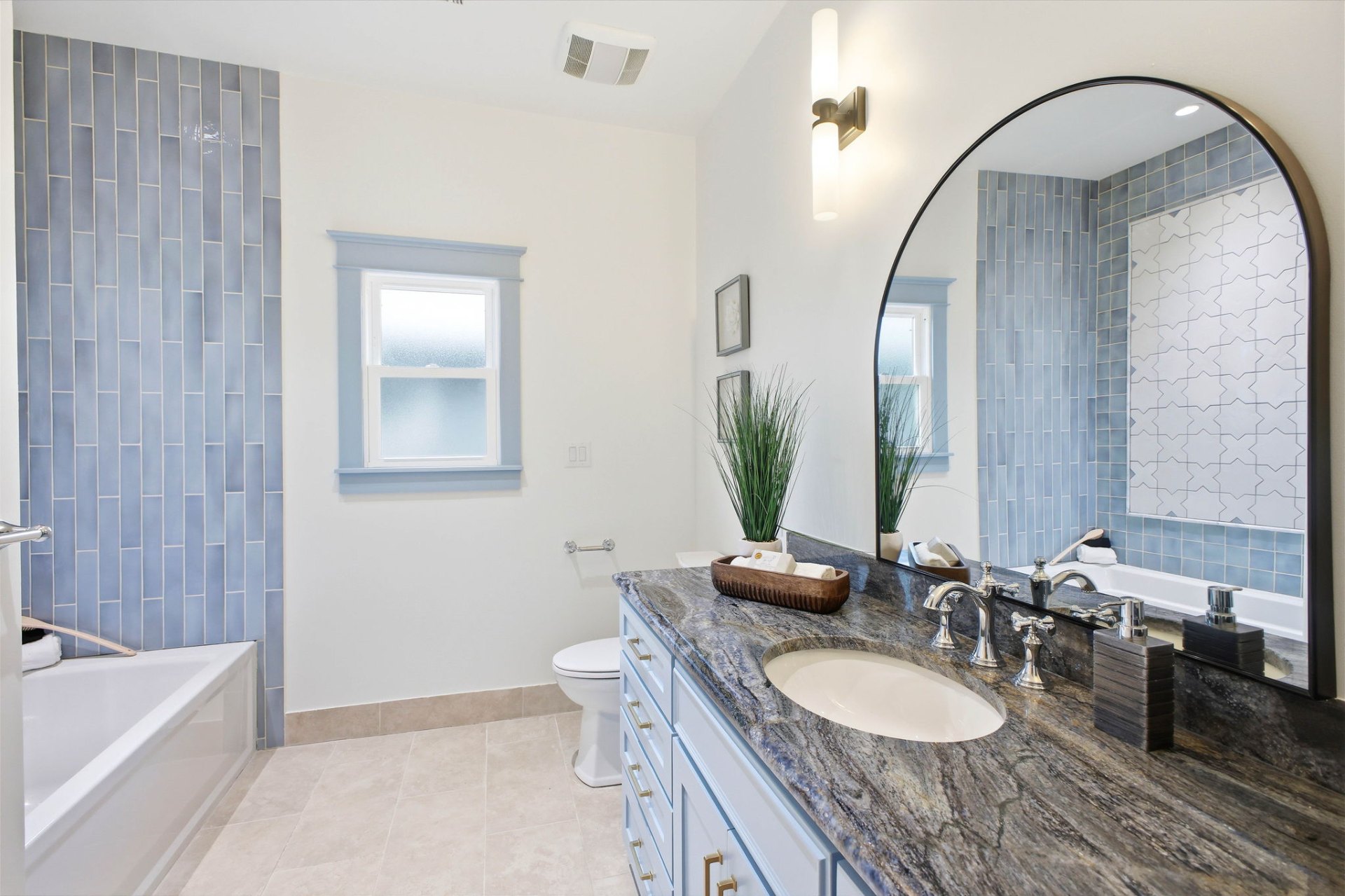 Evergreen Main Bath Full View — Evergreen Main Bath remodeling by Wright Touch Construction in the Texas Hill Country